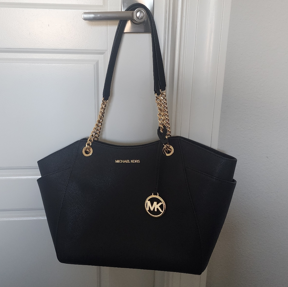 Michael Kors Jet Set Travel Black Chain Shoulder Tote